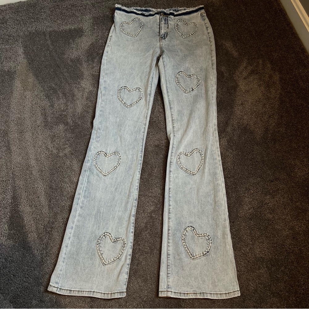 edikted low rise heart jeans